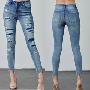 KanCan “ORA” Mid Rise Destroyed Skinny Jeans